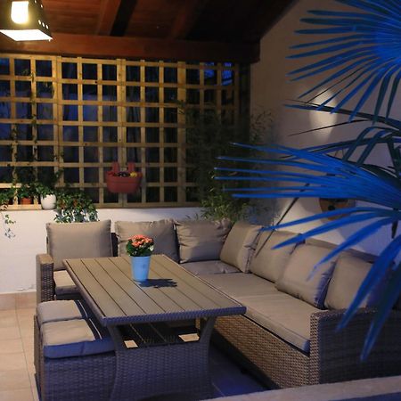 Bamboo Oasis Apartment With Terrace In The Garden And Free Parking, Rijeka Exterior foto